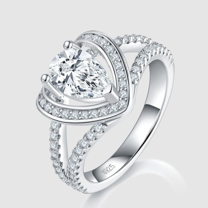 1 Carat Moissanite Heart Ring in Montreal | 925 Sterling Silver Jewelry - Freda Fashion