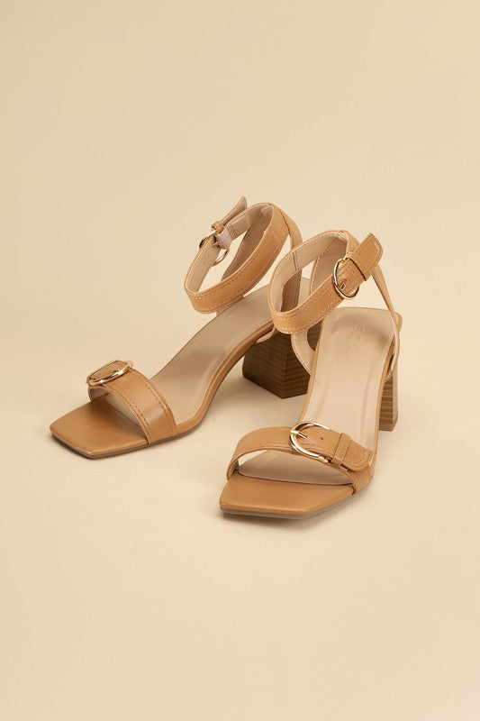 TREATY-S Buckle Sandal Heel Fortune Dynamic