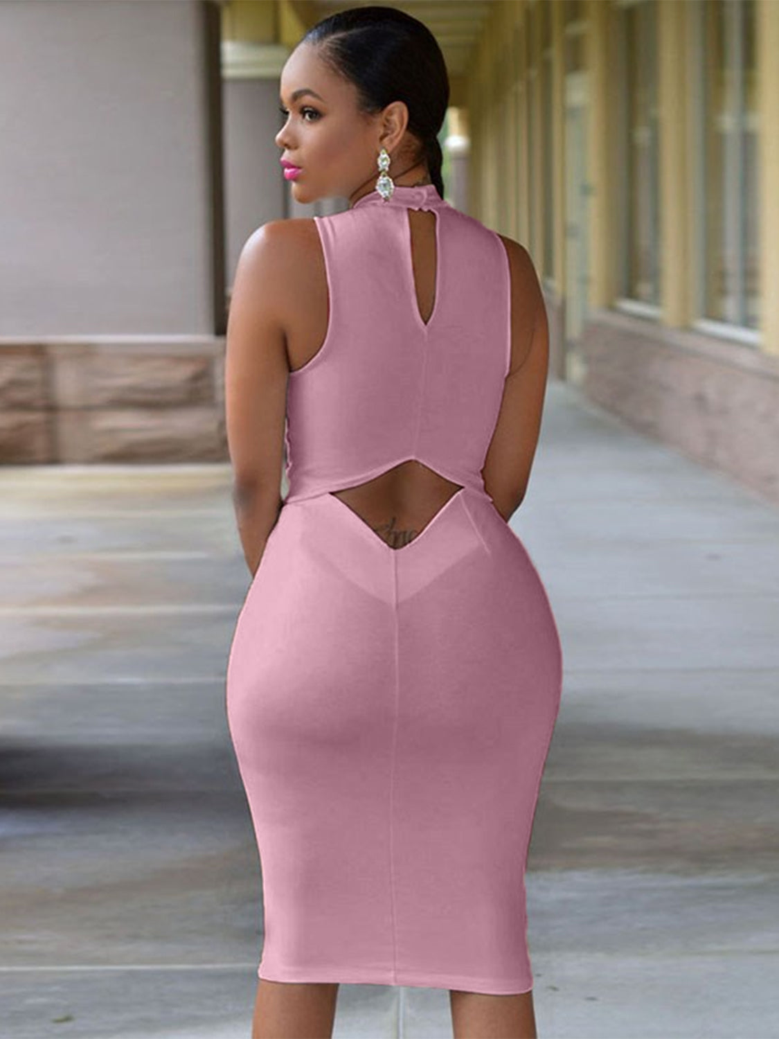 Sleeveless Mock Neck Cutout Bodycon Dress – Elegant and Modern Trendsi