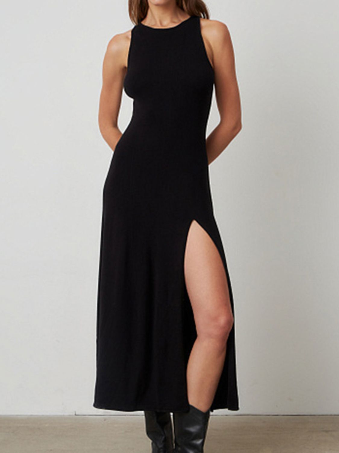 Side Slit Round Neck Sleeveless Dress